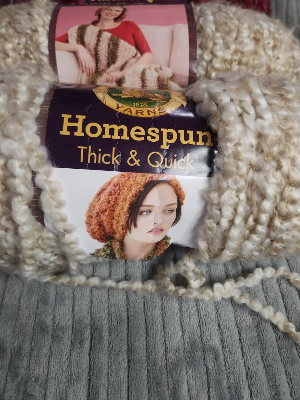 Lion Brand HOMESPUN Yarn PEARLS Beige Cream 8oz Thick & Quick yarn red cream
